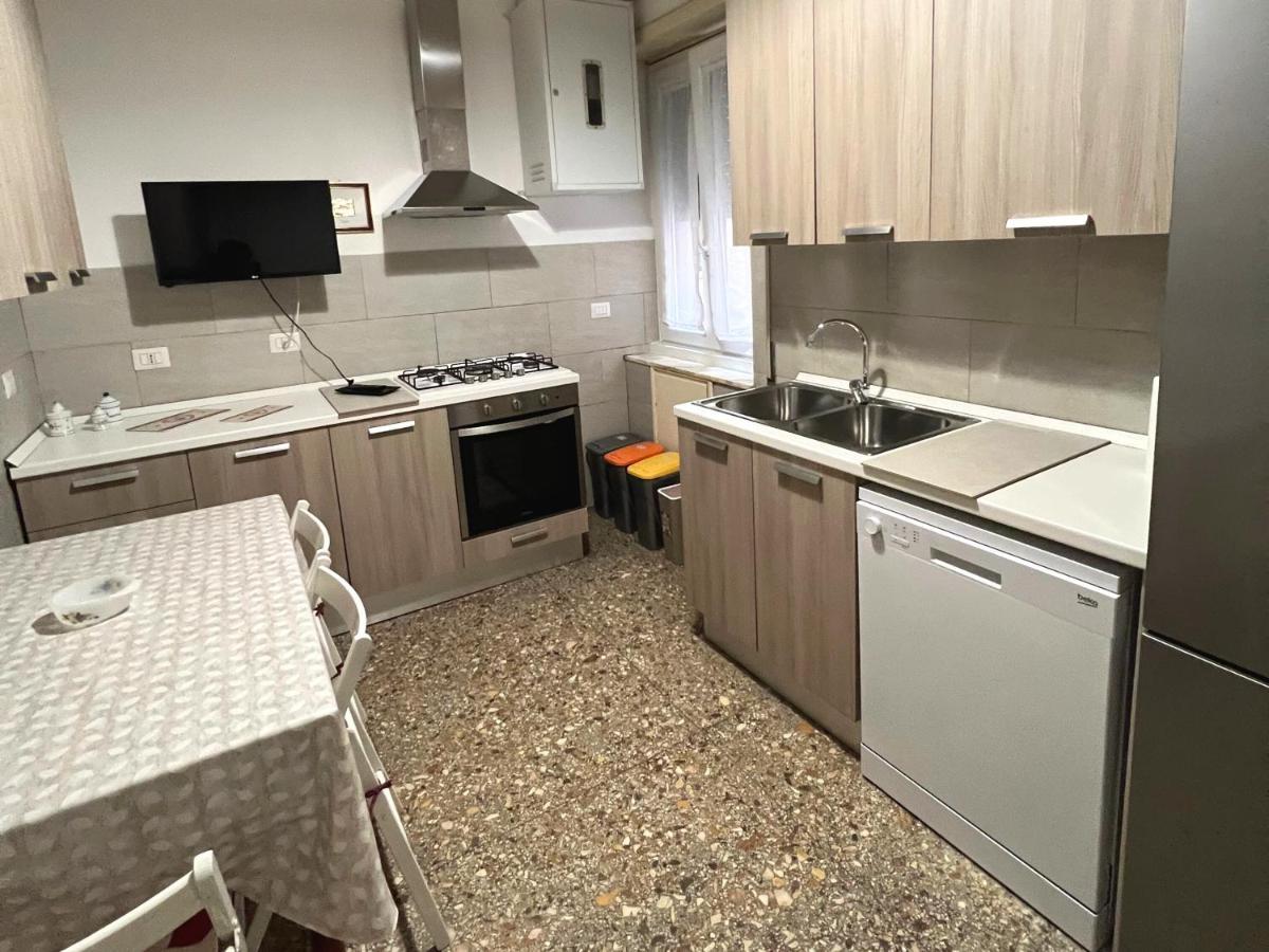 Apartamento Palazzo Senesi Roma Exterior foto